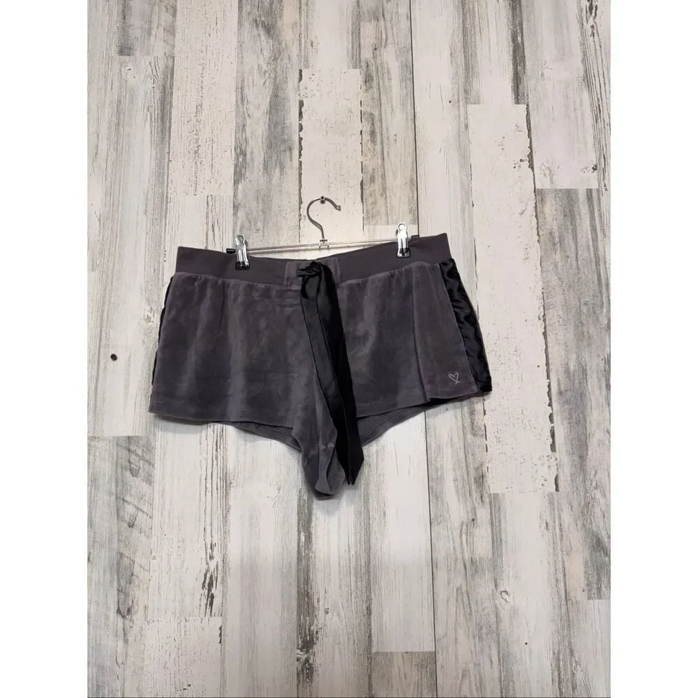 Victoria’s Secret Gray Lounge Shorts Women’s Size Large Velour Drawstring Sleep